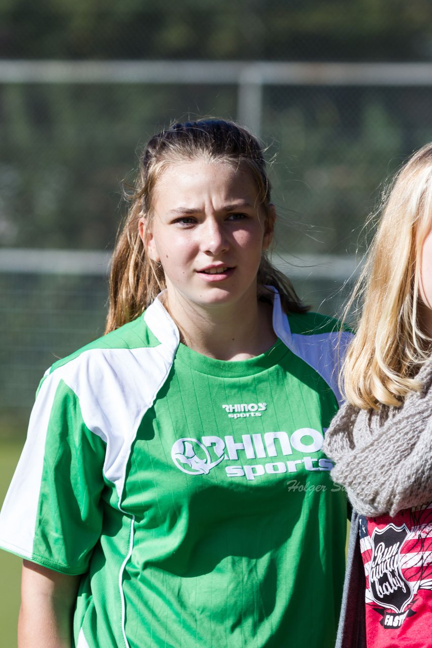 Bild 105 - C-Juniorinnen Kaltenkirchener TS - TuS Tensfeld : Ergebnis: 7:0